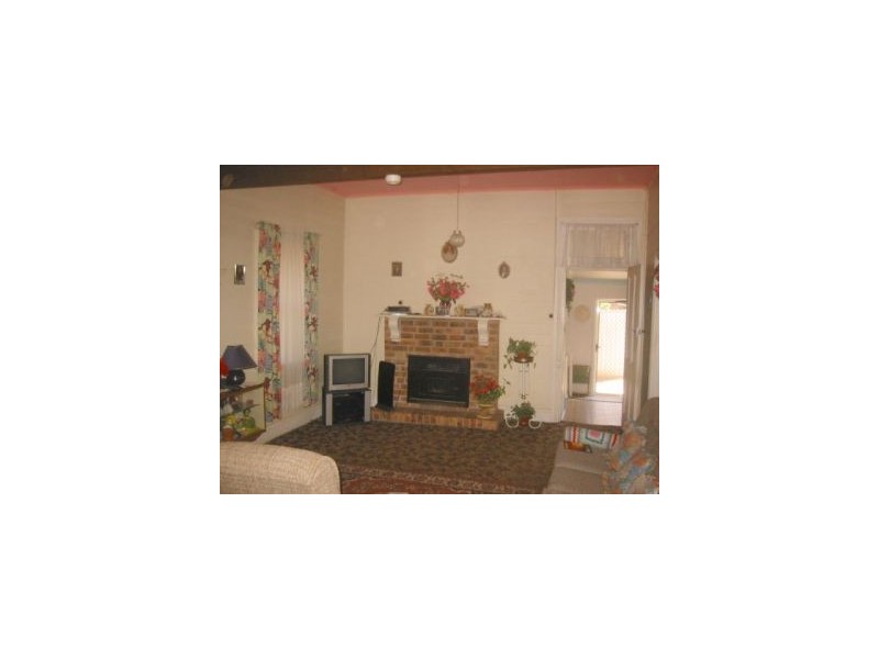 80 Little Barber Street, Gunnedah NSW 2380