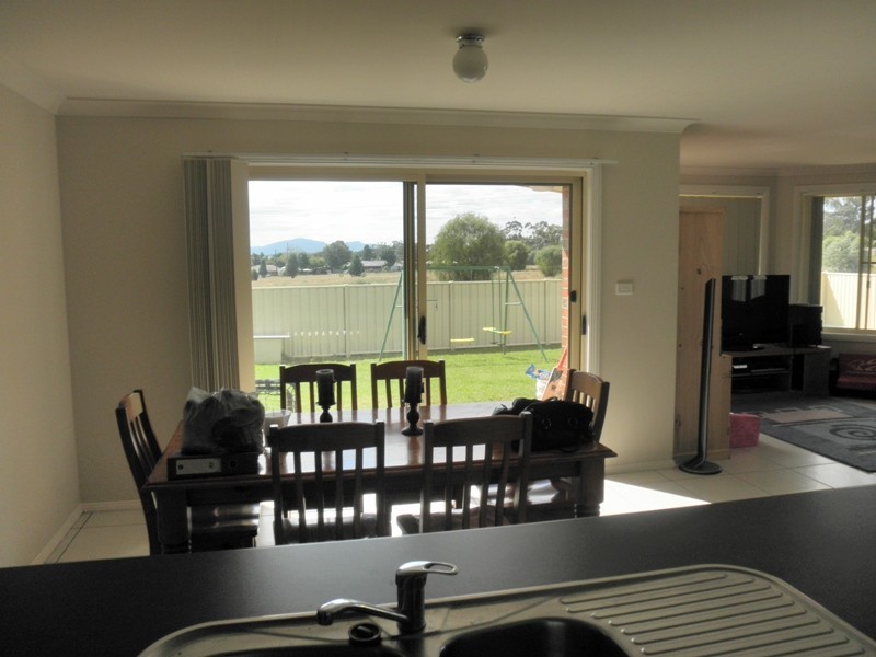 b/8 Waratah Close, Gunnedah NSW 2380