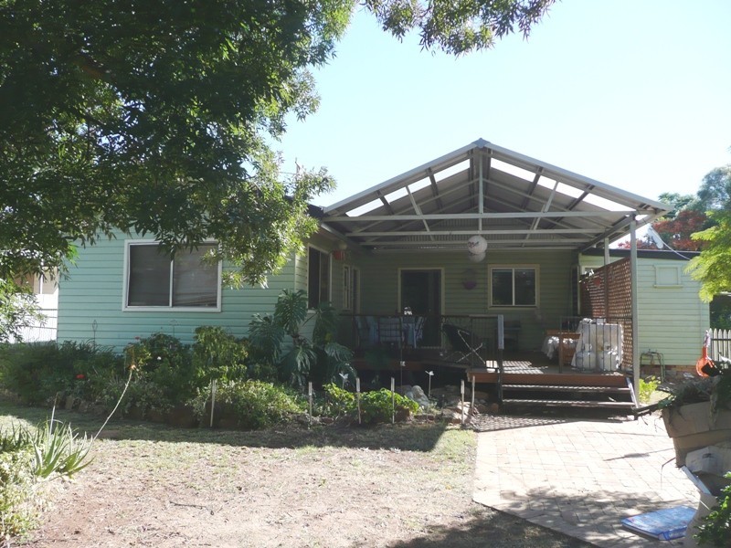 4 Albion Street, Gunnedah NSW 2380