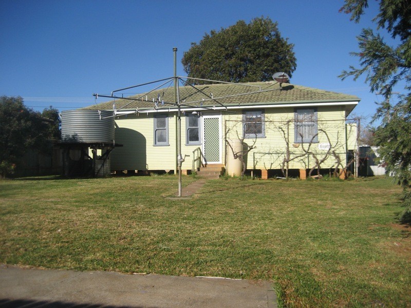 32 Jaeger AVENUE, Gunnedah NSW 2380