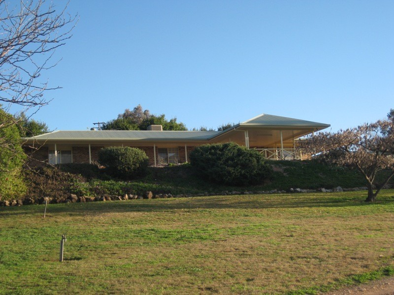 145 Kamilaroi Road, Gunnedah NSW 2380