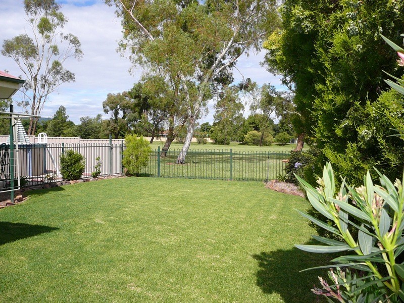13 Davis Avenue, Gunnedah NSW 2380