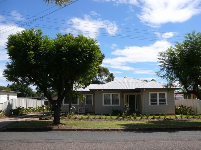 104 Beulah Street, Gunnedah NSW 2380