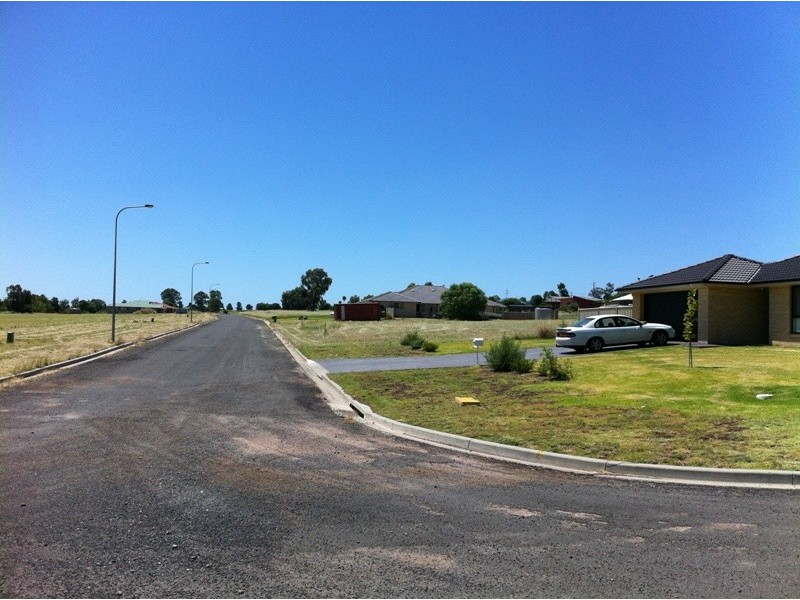 10-12 Silversmith Place, Gunnedah NSW 2380