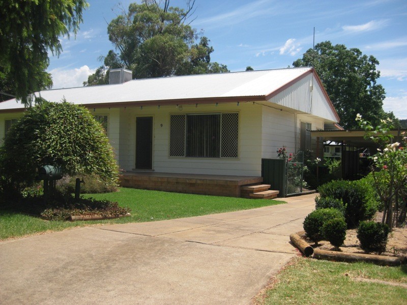 9 Pike Street, Gunnedah NSW 2380