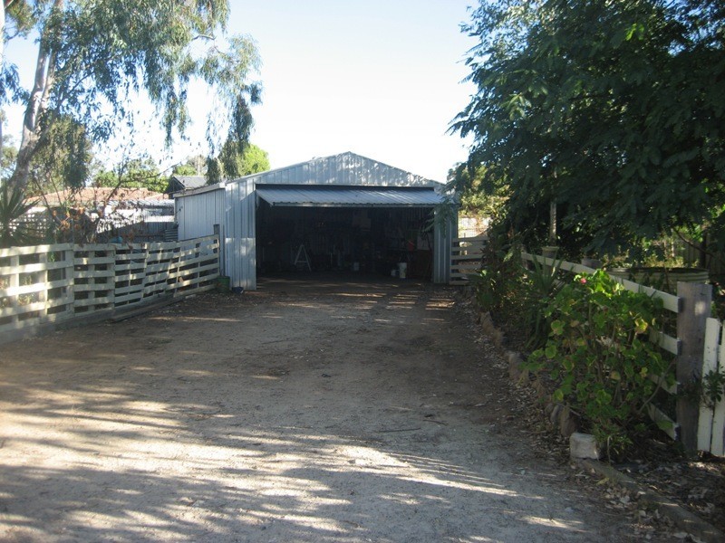 9 Pine Street, Curlewis NSW 2381
