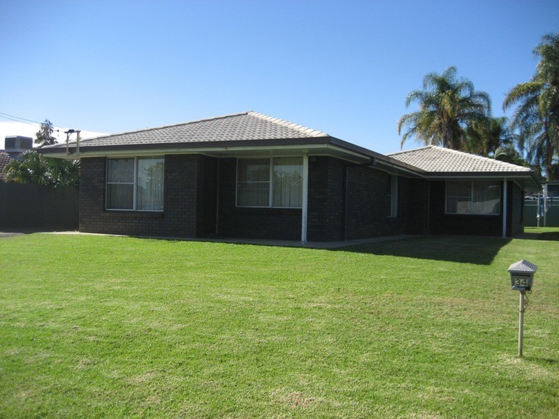 2/34 McAndrew Street, Gunnedah NSW 2380