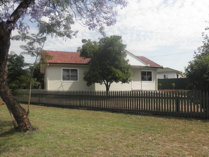 17 Carroll Street, Gunnedah NSW 2380