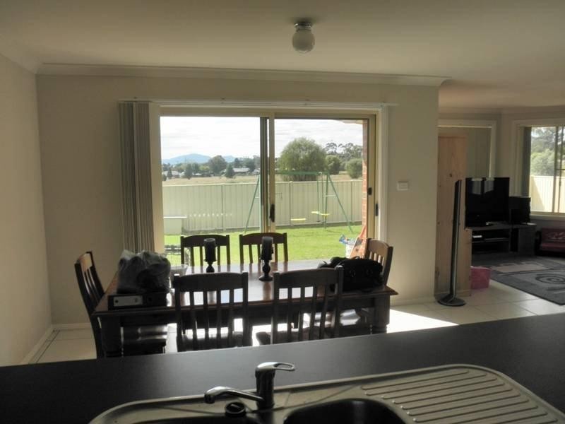 8 B Waratah Close, Gunnedah NSW 2380