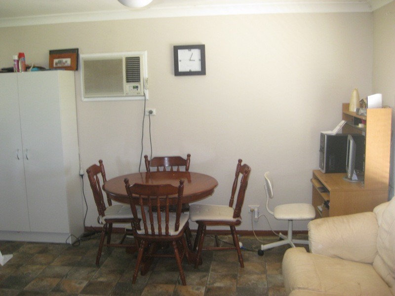 18 Breeza Street, Carroll NSW 2340