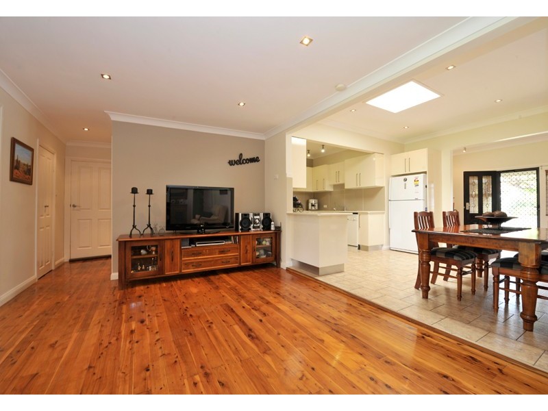 8 White Street, Gunnedah NSW 2380