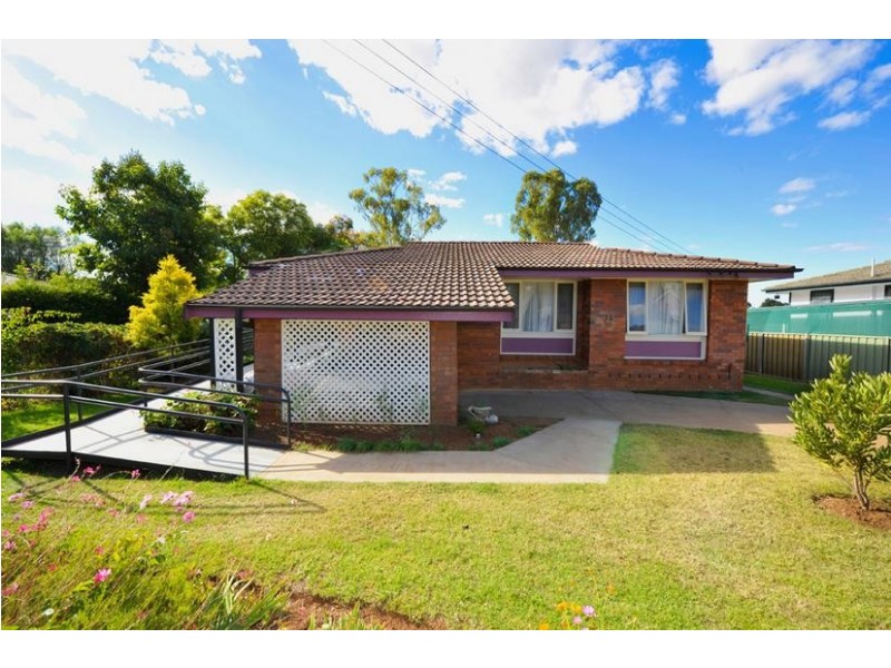 55 Hopedale Avenue, Gunnedah NSW 2380