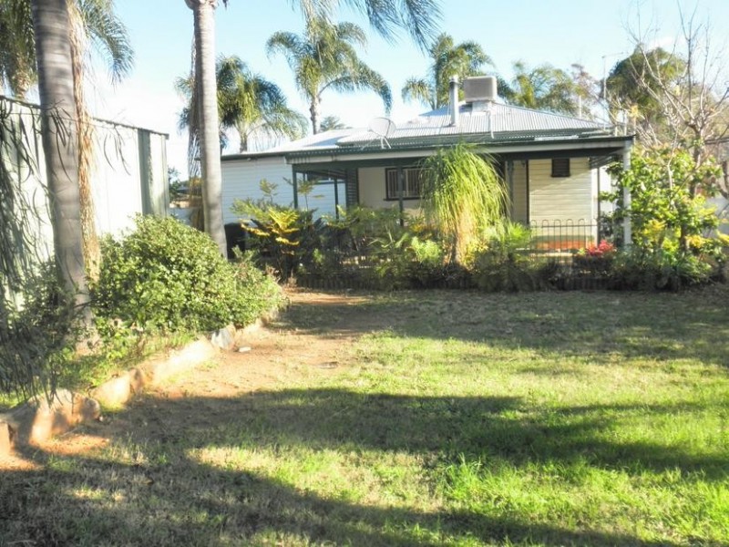 32 Reservoir Street, Gunnedah NSW 2380