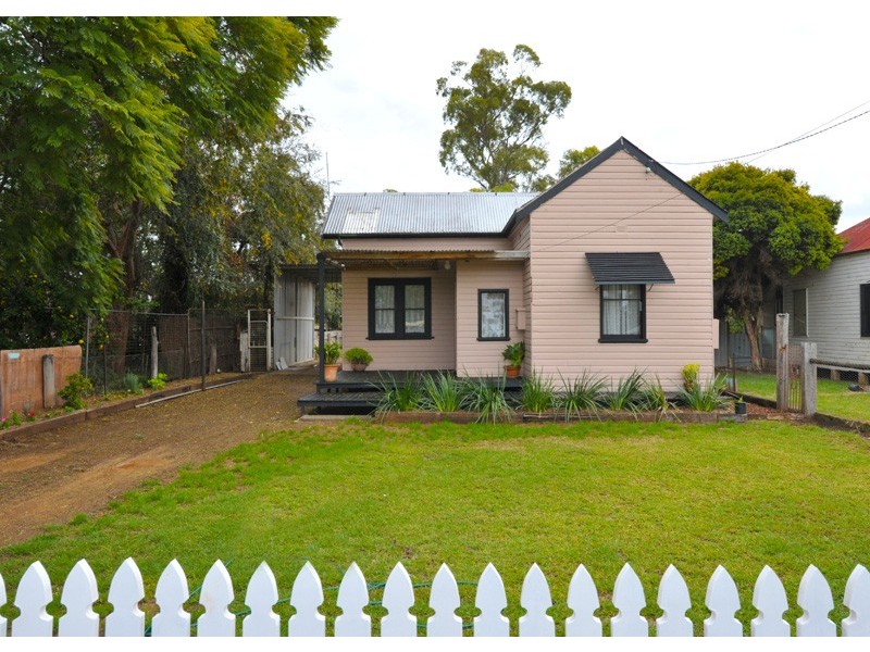 20 Goran Street, Curlewis NSW 2381
