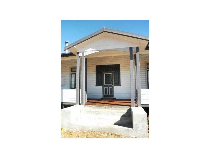 8 Galway Avenue, Gunnedah NSW 2380