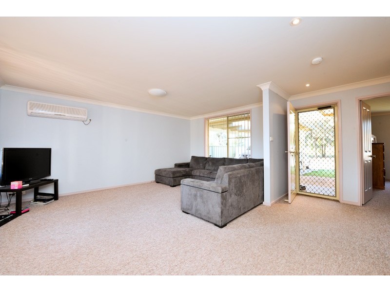 1/13 8th Division Memorial Ave, Gunnedah NSW 2380