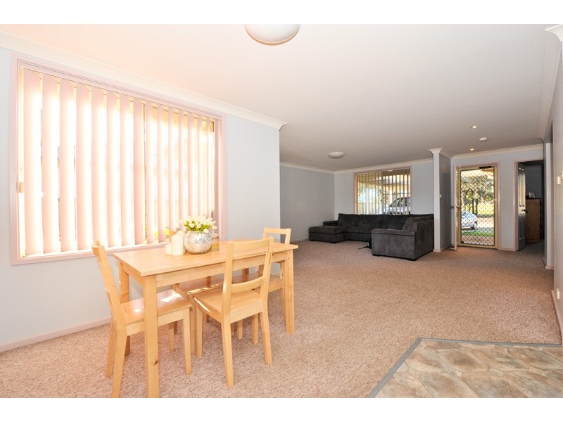 1/13 8th Division Memorial Ave, Gunnedah NSW 2380