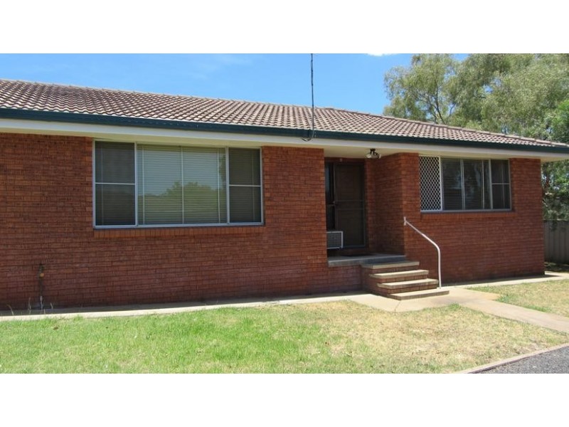 6/5 Hinton Drive, Gunnedah NSW 2380