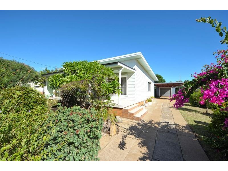 27 Beulah Street, Gunnedah NSW 2380
