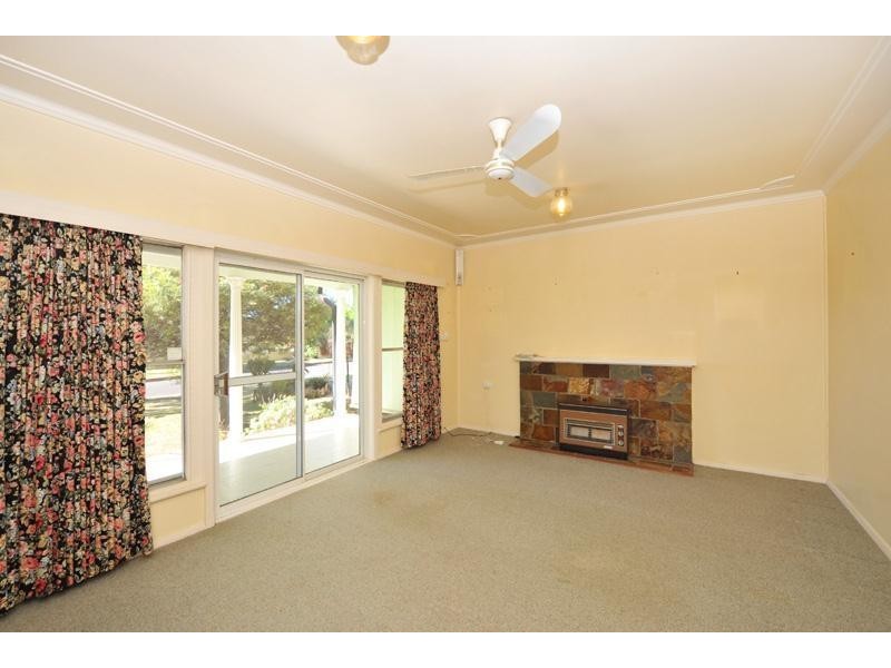 27 Beulah Street, Gunnedah NSW 2380