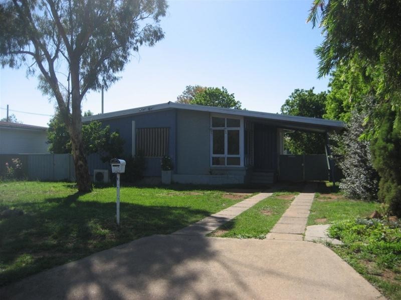 68 Wandobah Road, Gunnedah NSW 2380