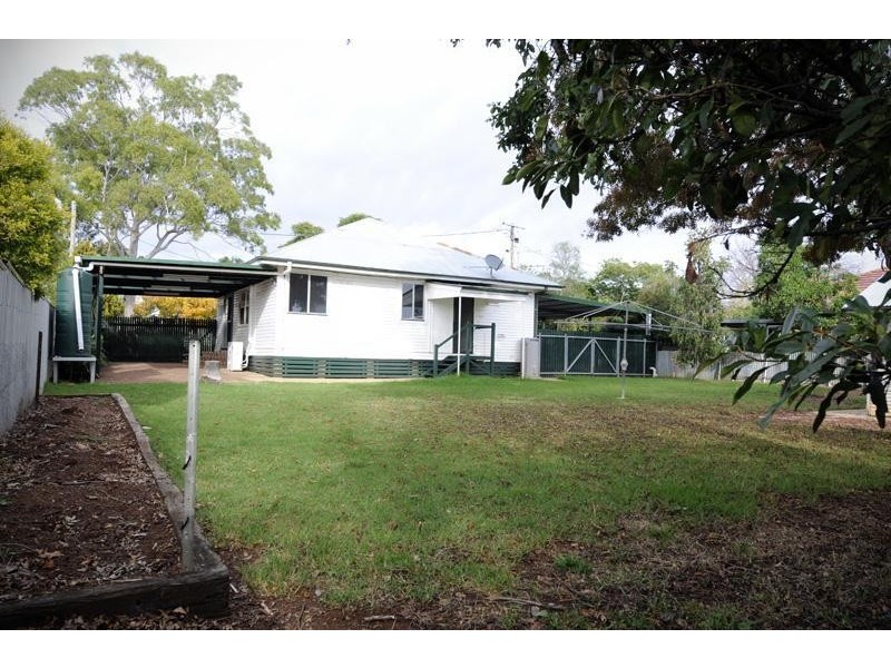 4 Euroa Street, Gunnedah NSW 2380