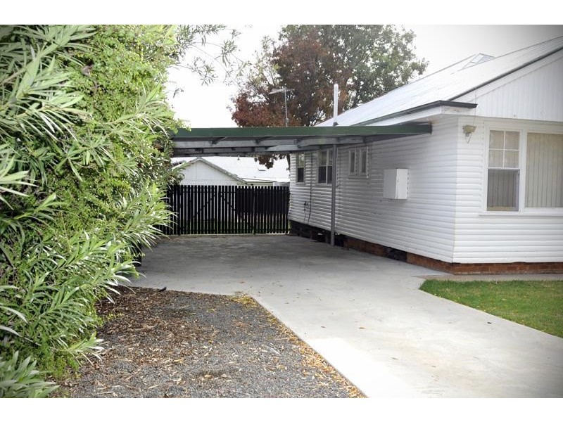 4 Euroa Street, Gunnedah NSW 2380