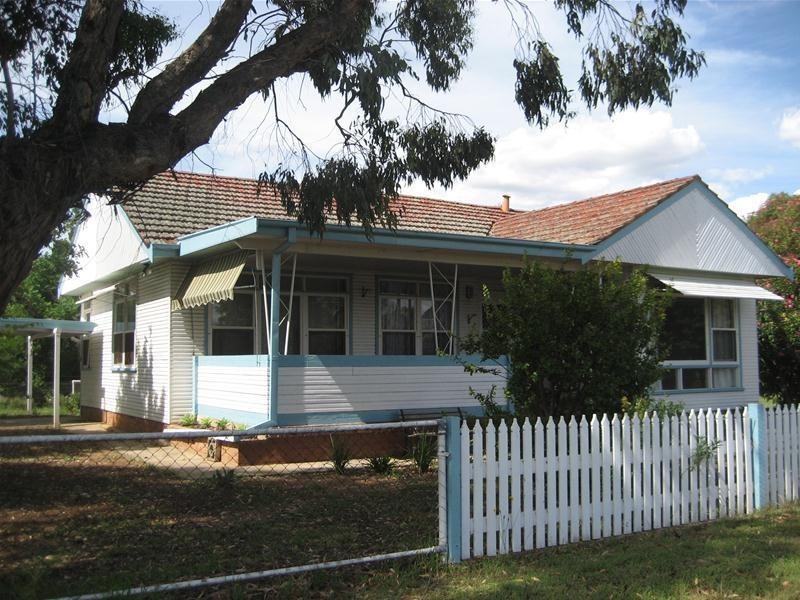 28 Wandobah Road, Gunnedah NSW 2380