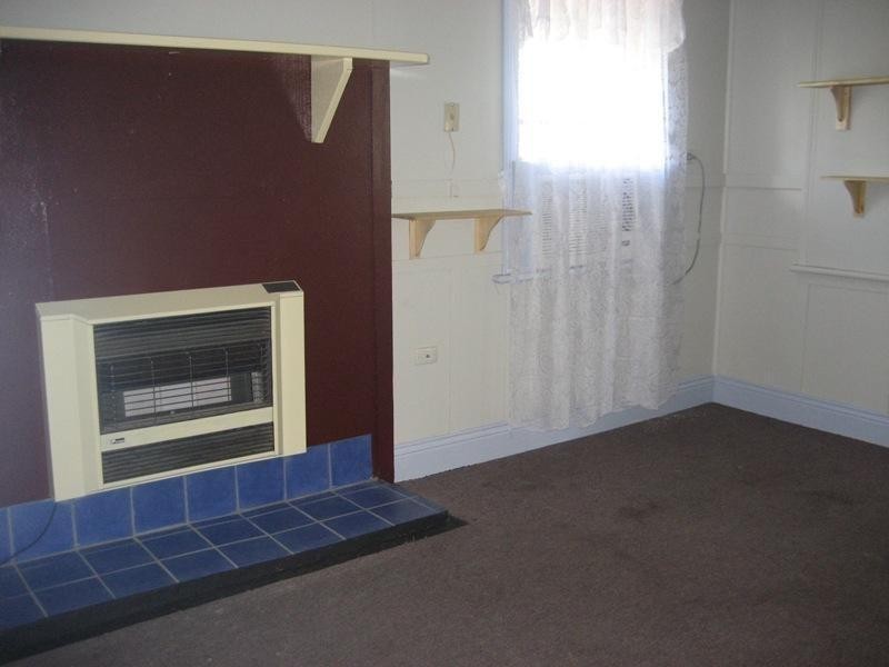 25 Little Barber Street, Gunnedah NSW 2380