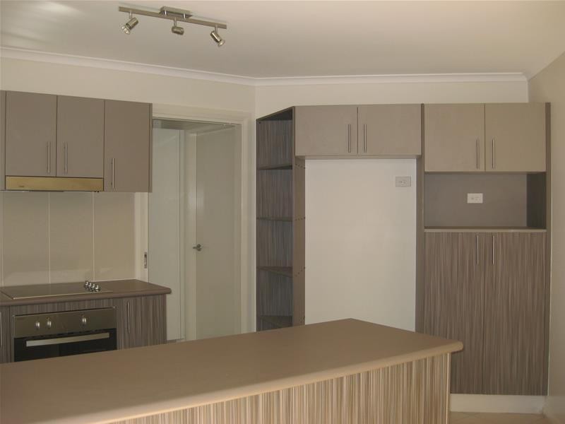 2/9 Bowen Avenue, Gunnedah NSW 2380