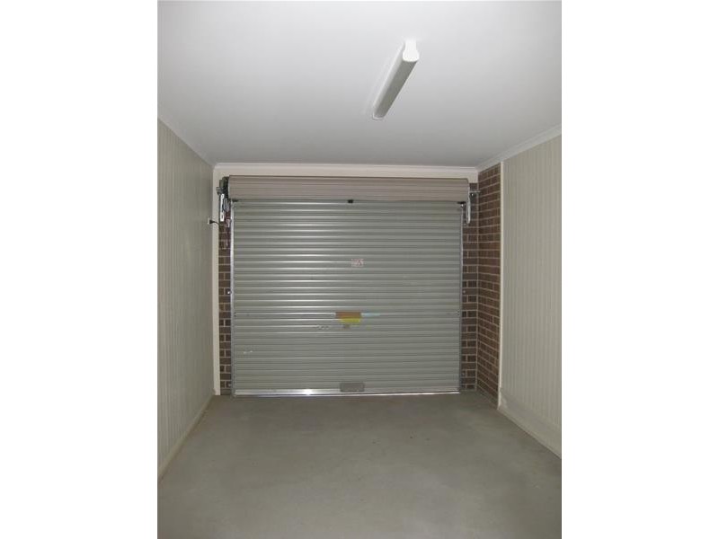 2/9 Bowen Avenue, Gunnedah NSW 2380