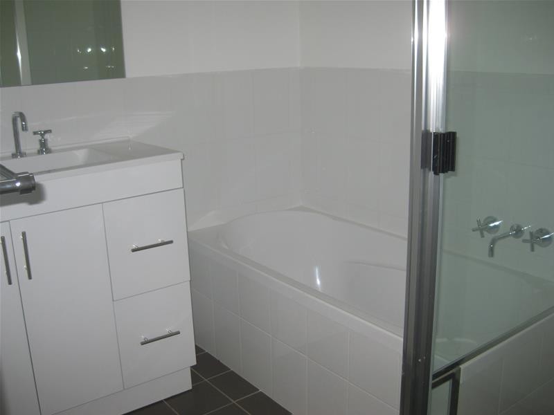 2/9 Bowen Avenue, Gunnedah NSW 2380