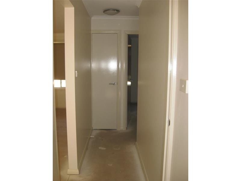 2/9 Bowen Avenue, Gunnedah NSW 2380