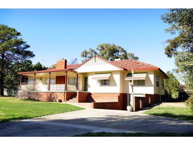 77 Lincoln Street, Gunnedah NSW 2380