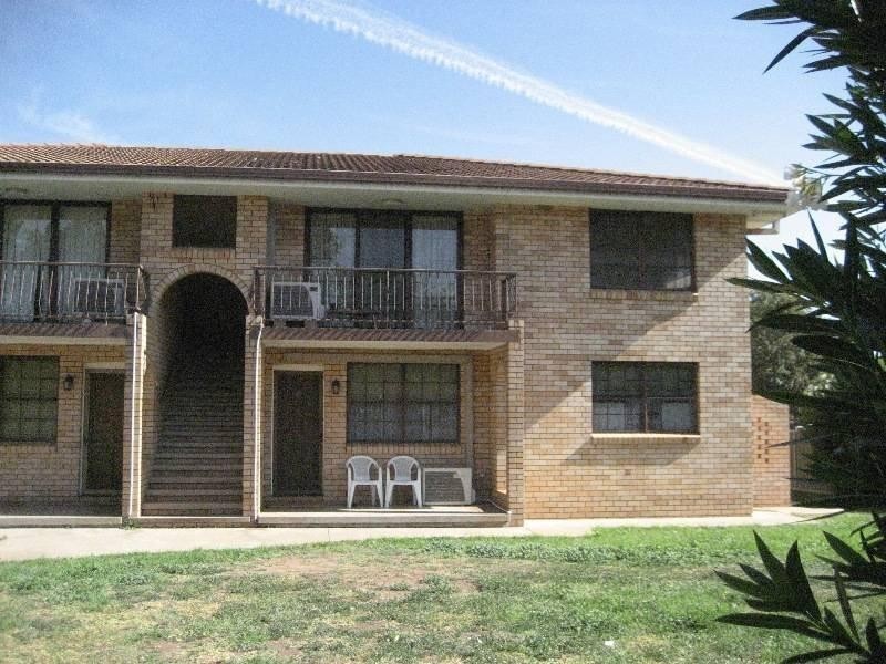 5/2-4 Anzac Parade, Gunnedah NSW 2380