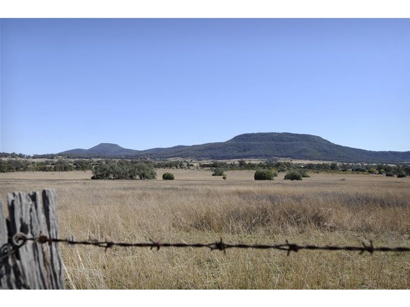 39 Booloocooroo Road, Gunnedah NSW 2380