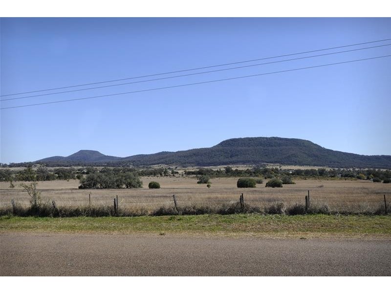 39 Booloocooroo Road, Gunnedah NSW 2380