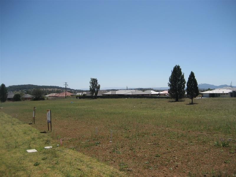Tallowwood Drive, Gunnedah NSW 2380