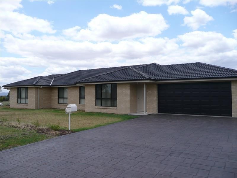 1/2-4 Silversmith Place, Gunnedah NSW 2380