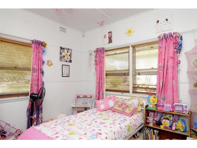 11 Osric Street, Gunnedah NSW 2380