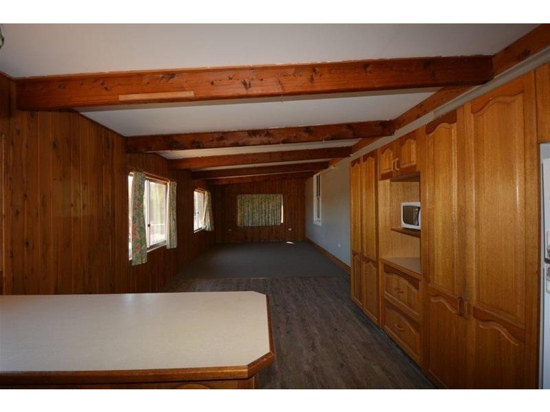 “Weona” Maitland Street, Gunnedah NSW 2380