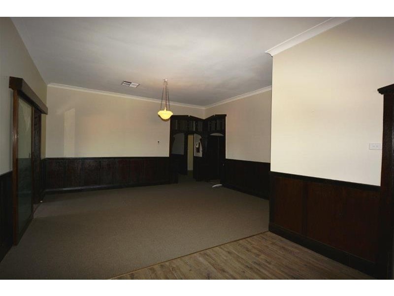 “Weona” Maitland Street, Gunnedah NSW 2380