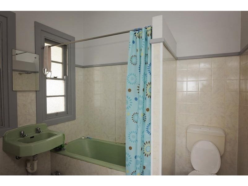 1 & 2/393 Conadilly Street, Gunnedah NSW 2380