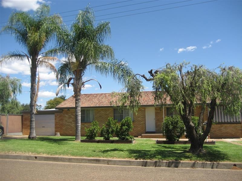 15 Pike Street, Gunnedah NSW 2380