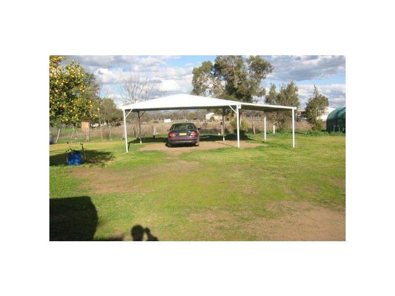 70 Breeza STREET, Carroll NSW 2340