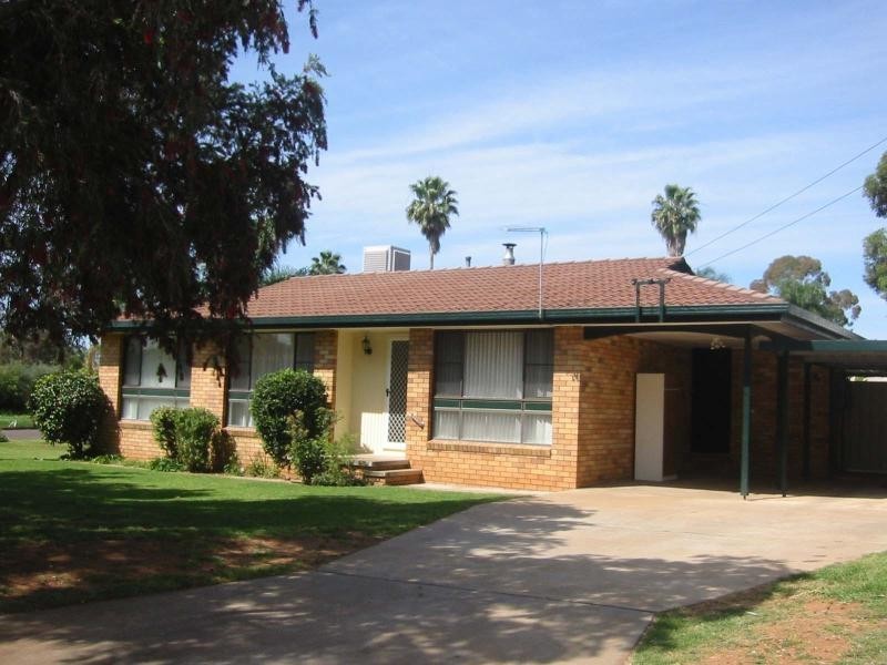 2 Newell Avenue, Gunnedah NSW 2380