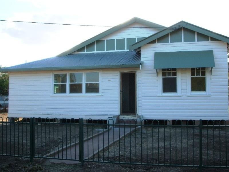 2/146 Marquis Street, Gunnedah NSW 2380