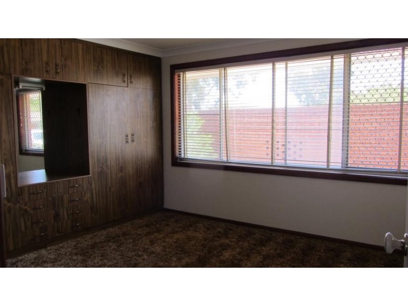 6/5 Hinton Drive, Gunnedah NSW 2380