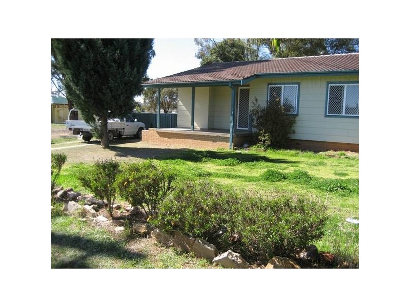 82 Wandobah Road, Gunnedah NSW 2380