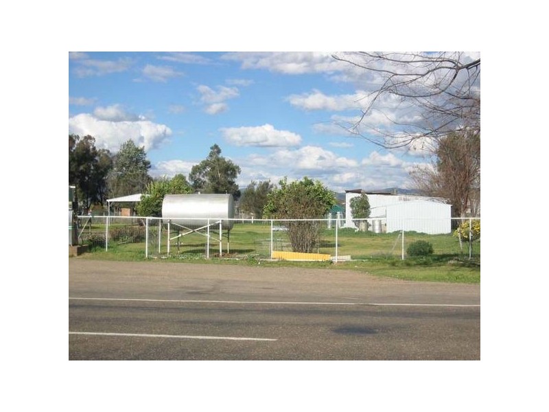 70 Breeza Street, Carroll NSW 2340